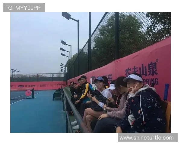 赛后分析:西安网球队与成都网球队的比赛节奏与战术对比 赛后分析:西安网球队与成都网球队的比赛节奏与战术对比